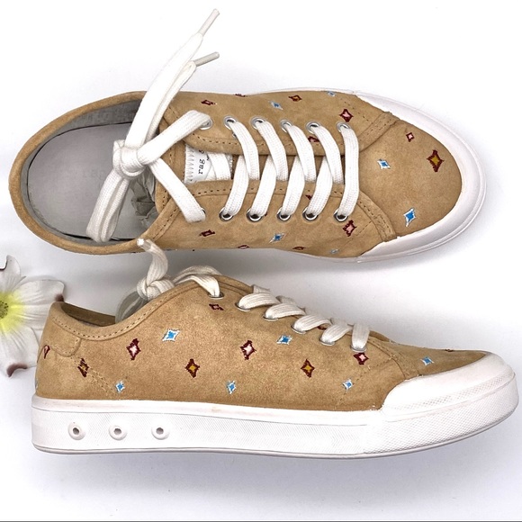 NIB Rag & Bone Standard Issue Dune Embroidered Sneakers - Picture 4 of 14